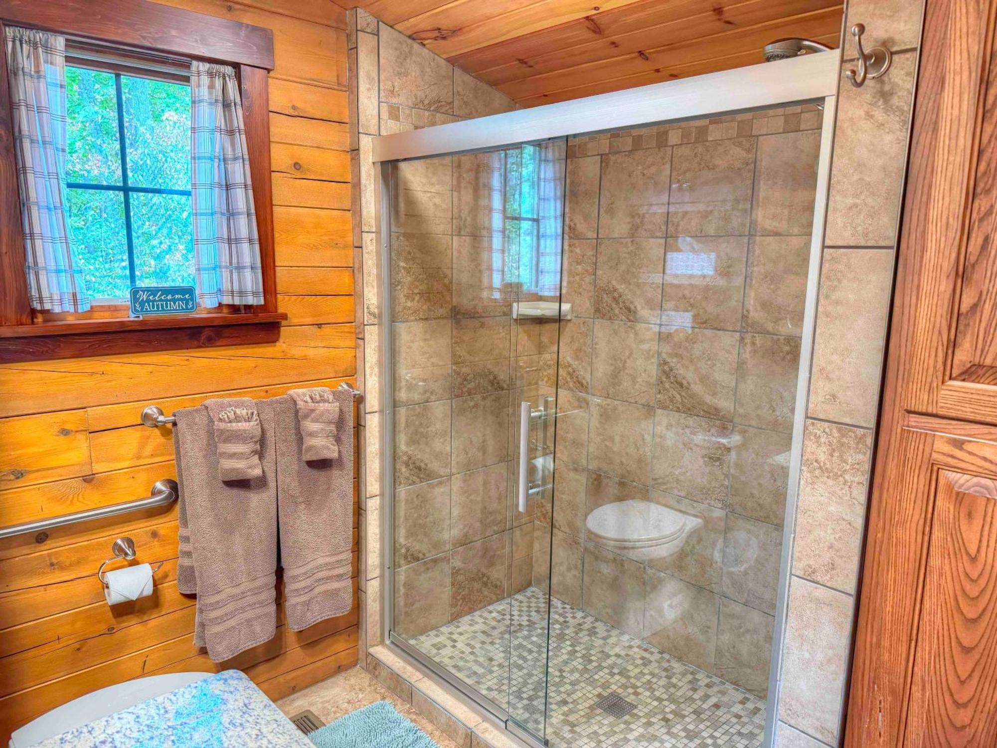 Ferngully Creek Cabins Millersburg Extérieur photo